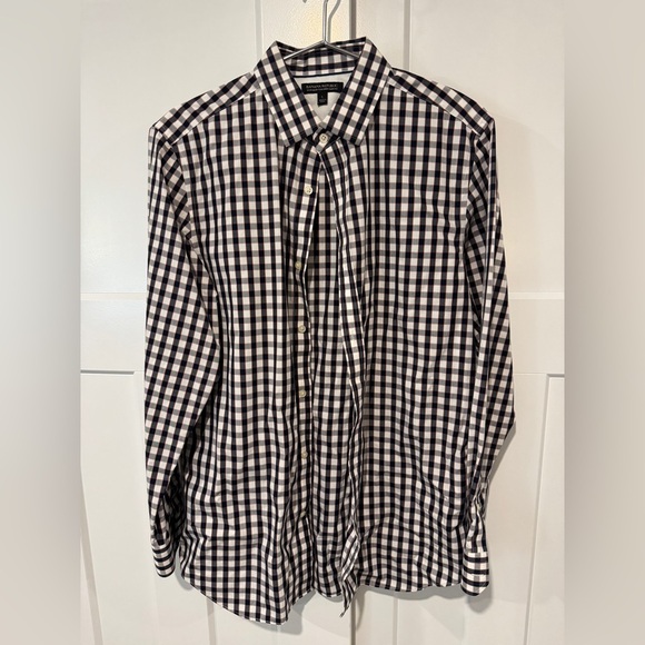 Banana Republic Men's Tailored Non-Iron Slim Fit Black and White Checkered Shirt - Picture 1 of 4